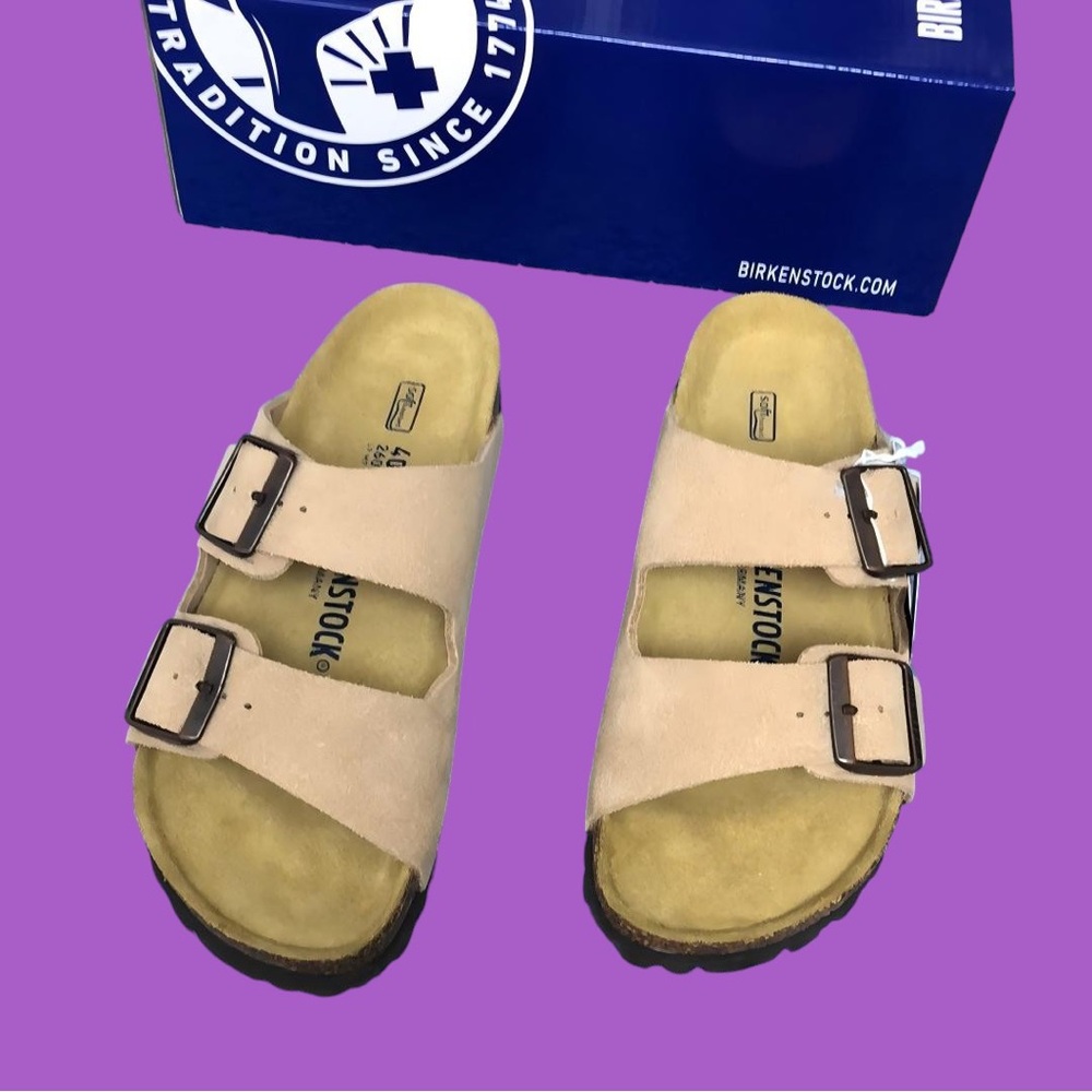 Birkenstock Arizona Cream Sandals with Buckles - Narrow Fit